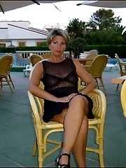 elegant milf ads group member